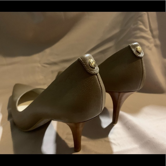 MICHAEL Michael Kors Flex Heels - Picture 12 of 12